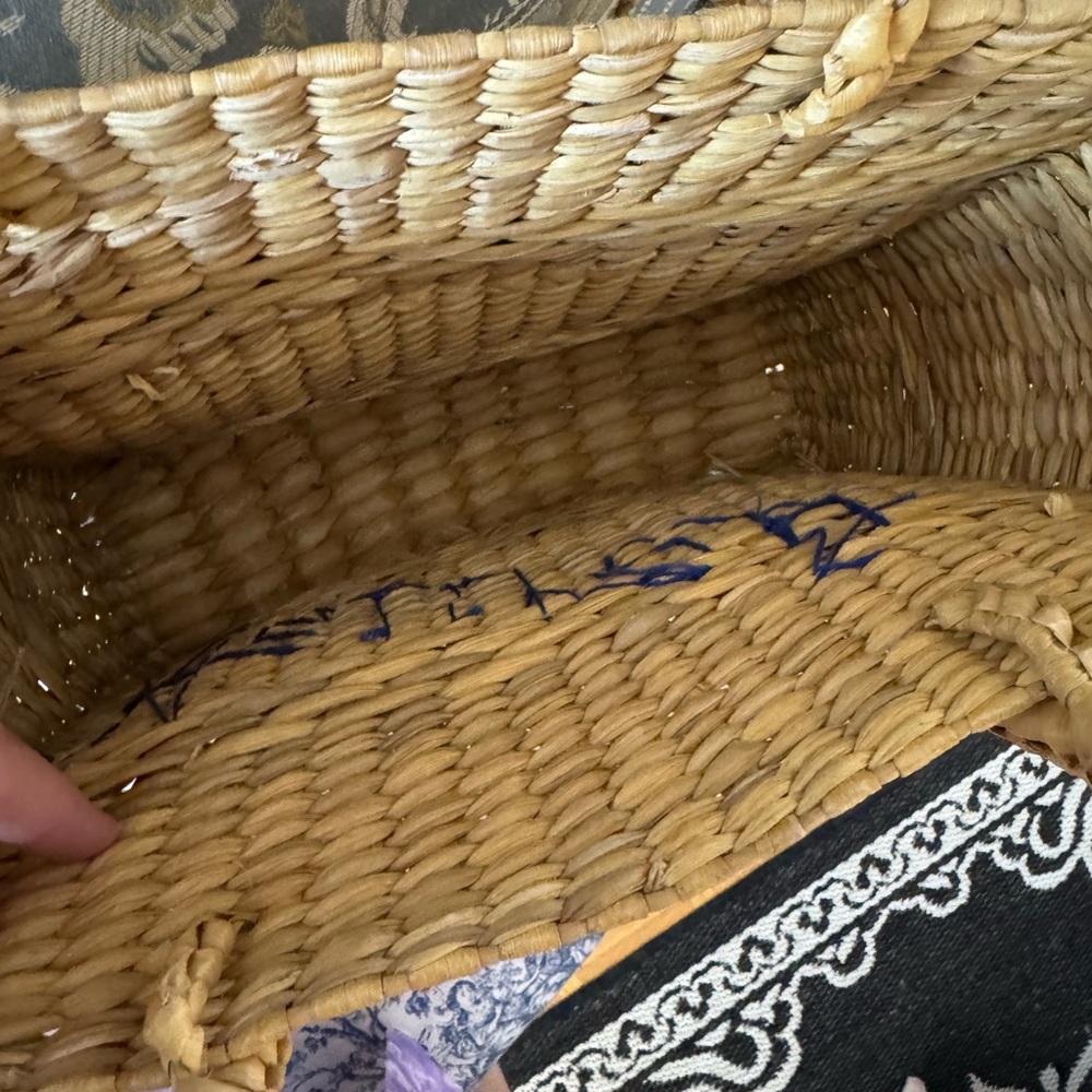 Hawaii Woven Straw Tote Bag - Picture 3 of 5